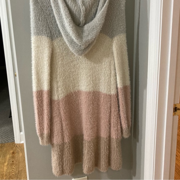 NWOT Super Soft Long Sweater fits like M spumoni colors almost - Picture 2 of 6